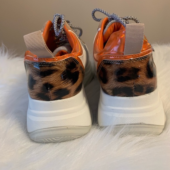 Fluster brand 7.5 sneakers - Picture 3 of 5